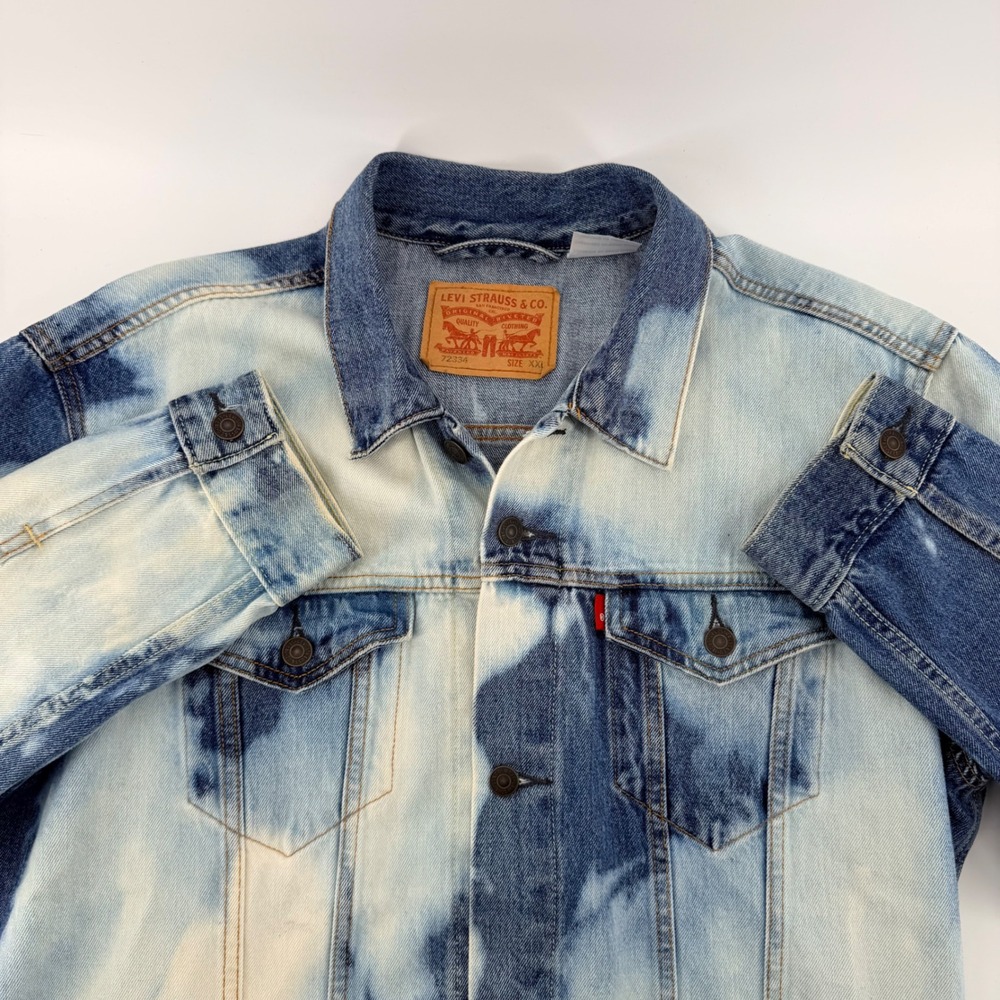Levis 72334 Trucker Jacket Bleach Wash NVR ALN Graphic Denim XXL Blue Pink 2016